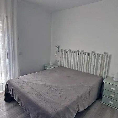 Moderno A 100m De La Playa Llevant Apartment *